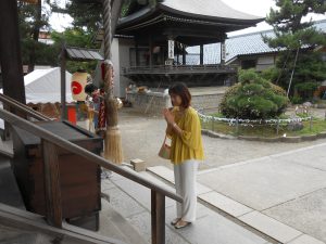 新津まつりへ。まずは神社を参拝しました。
