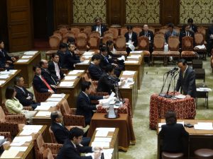 内閣文部科学連合審査会が開かれました。オリンピックパラリンピック特措法について審議。