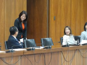 今は維新の太田和美先生と久々の再会。パワフルな女性議員が増えることは国会において心強いです。