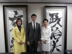 世界経済フォーラムのレスラー専務理事による蓮舫代表への表敬訪問に同席しました。